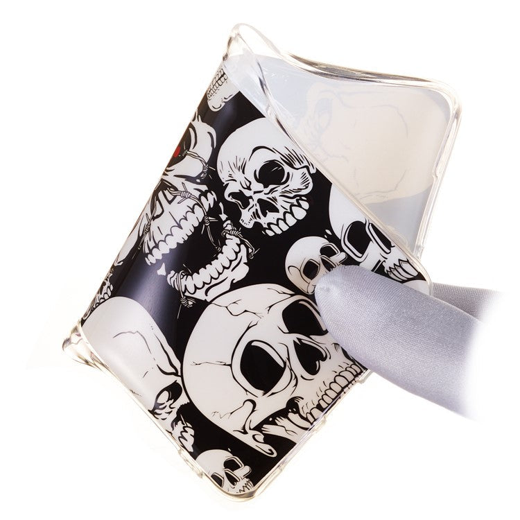 Luminous Glow Pattern Printing TPU Cell Phone Case for Samsung Galaxy S10 - Cool Skulls