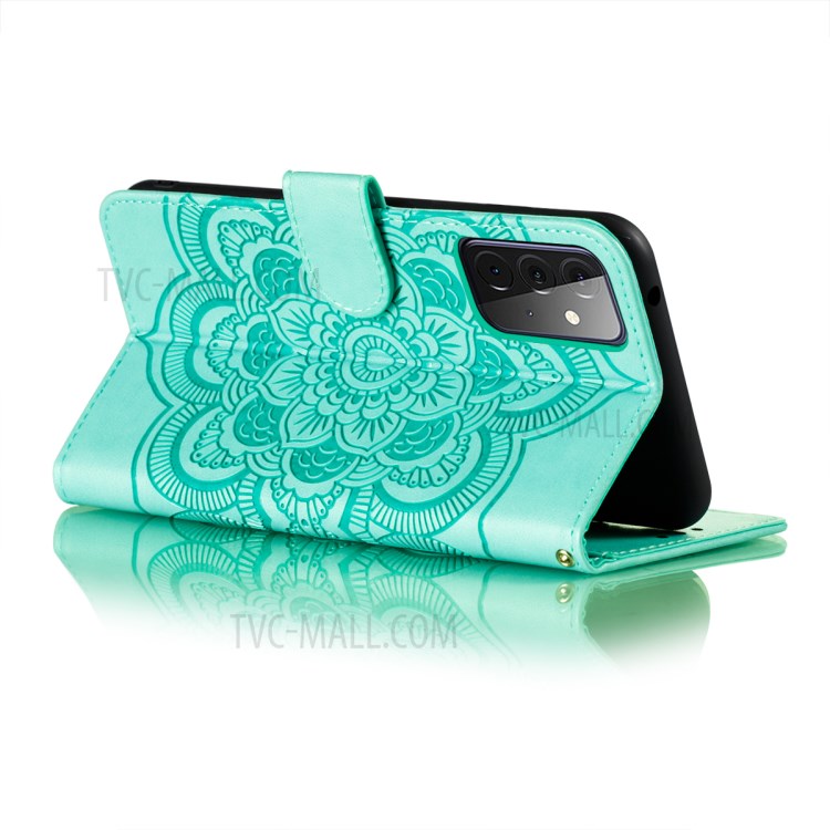 Imprint Mandala Flower Stand for Samsung Galaxy A72 5G / A72 4G Leather Case - Cyan