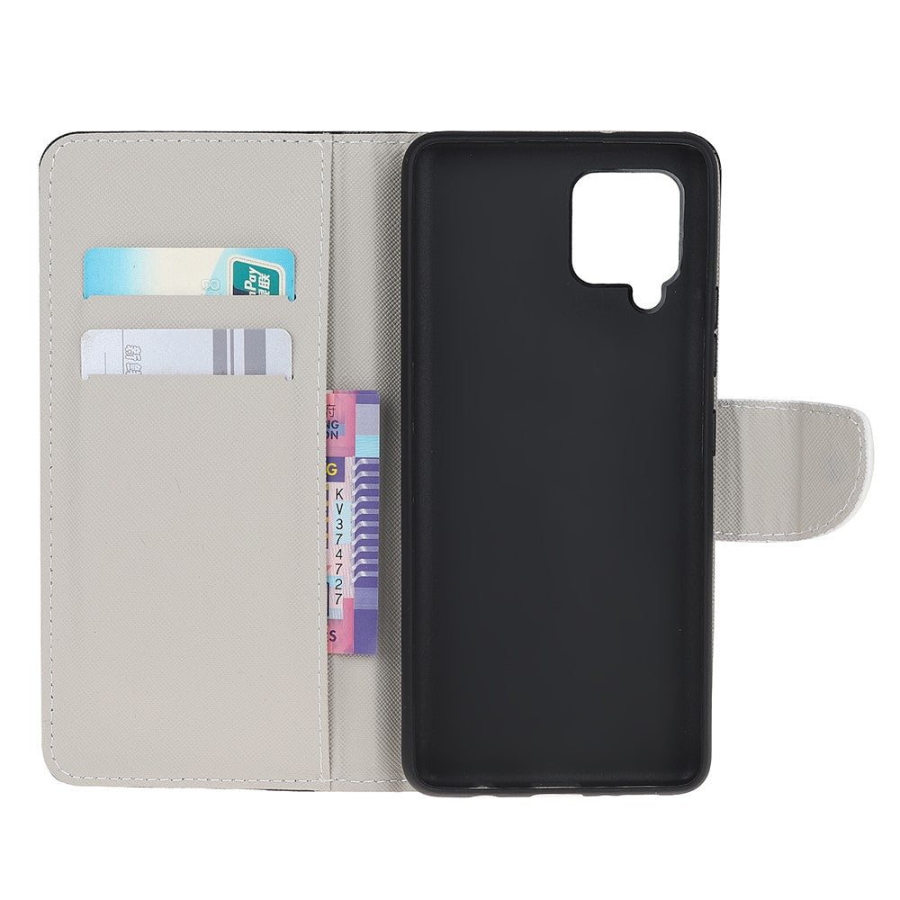Cross Texture PU Leather Pattern Wallet Shockproof Folio Case with Kickstand Magnetic Closure for Samsung Galaxy M32 (Global Version) - Cute Owls