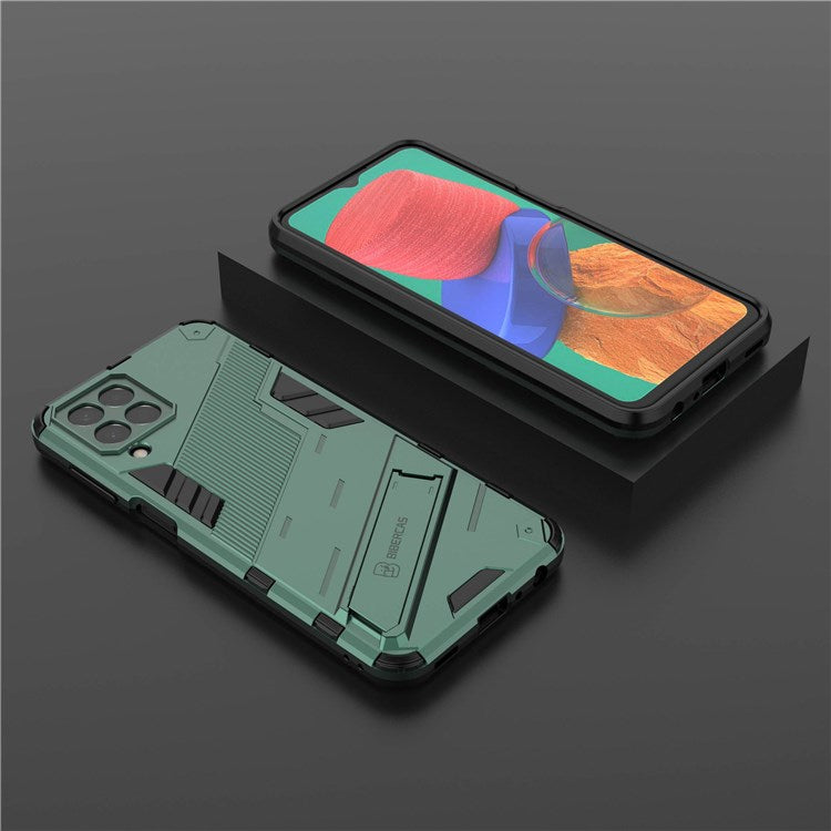 For Samsung Galaxy M33 5G (India Version) Drop-proof Protection Armor Shell Hard PC Soft TPU Cell Phone Case with Kickstand - Green