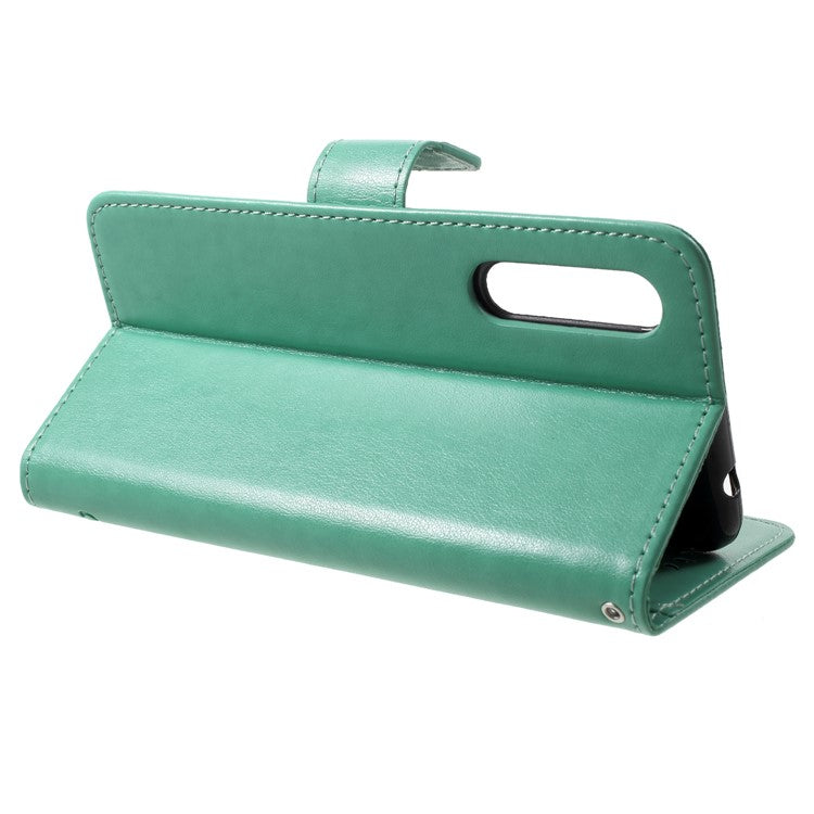 Imprint Butterfly Flower Wallet Stand Leather Phone Cover for Huawei P20 - Green
