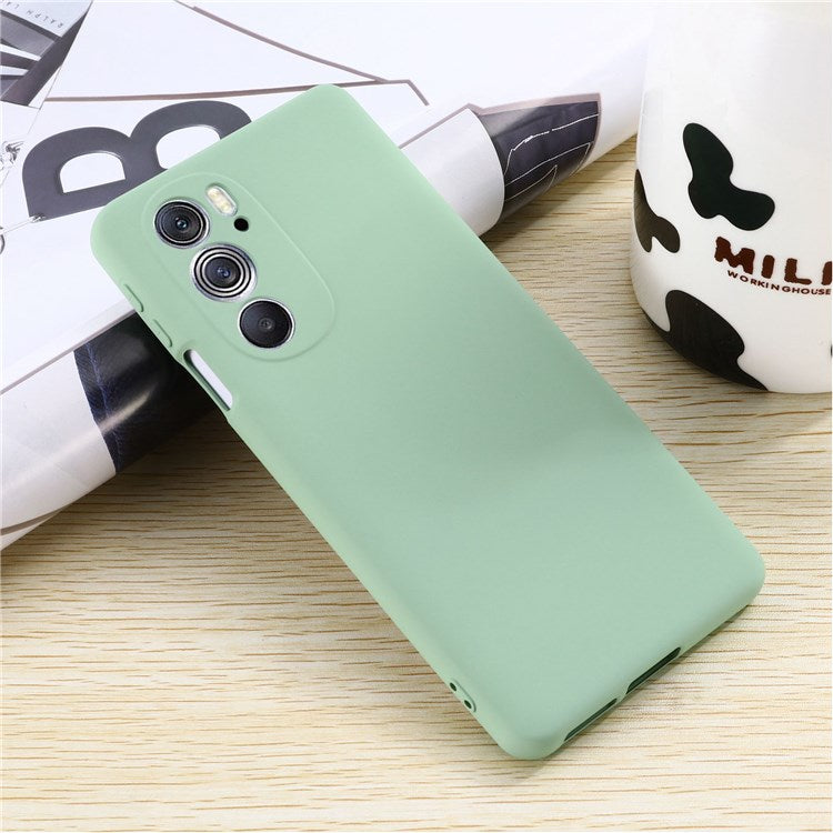 For Motorola Edge 30 Pro (Motorola Edge+ (2022)) Anti-fall Liquid Silicone Phone Case Soft Microfiber Lining Cushion Anti-Scratch Protective Cover - Green