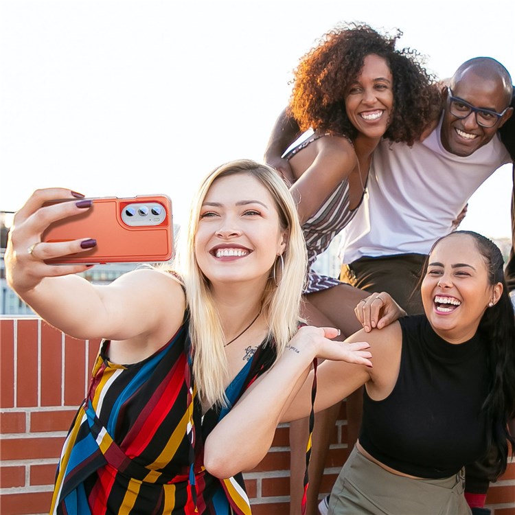 For Motorola Edge 30 Pro (Motorola Edge+ (2022)) Defender Series Hard PC + Soft TPU Kickstand Case Anti-drop Phone Cover - Transparent/Orange