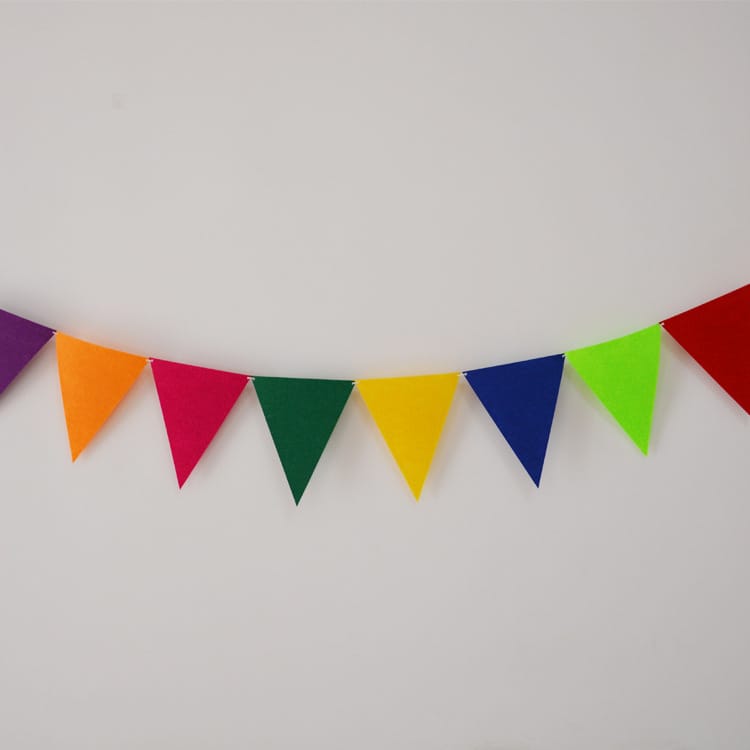 12 Flags Felt Bunting Multi-Colored Pennant Fabric Triangle - Green Series