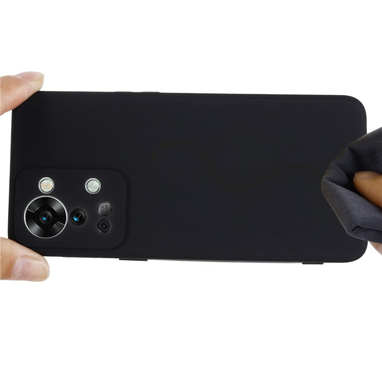 For OnePlus Nord 2T 5G Silicone Phone Case Drop-proof Bumper Cover Mobile Phone Protector - Black