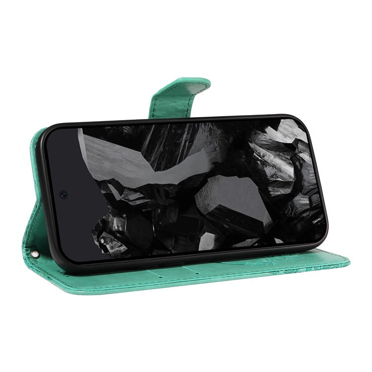 For Google Pixel 9 Pro / Pixel 9 Case Flip Stand PU Leather Phone Cover Swallowtail Butterfly - Green