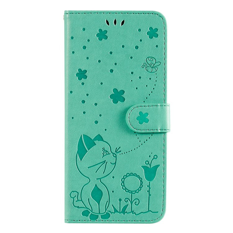 For iPhone 16e Case Cat Bee Imprinted Leather Wallet Cover - Green