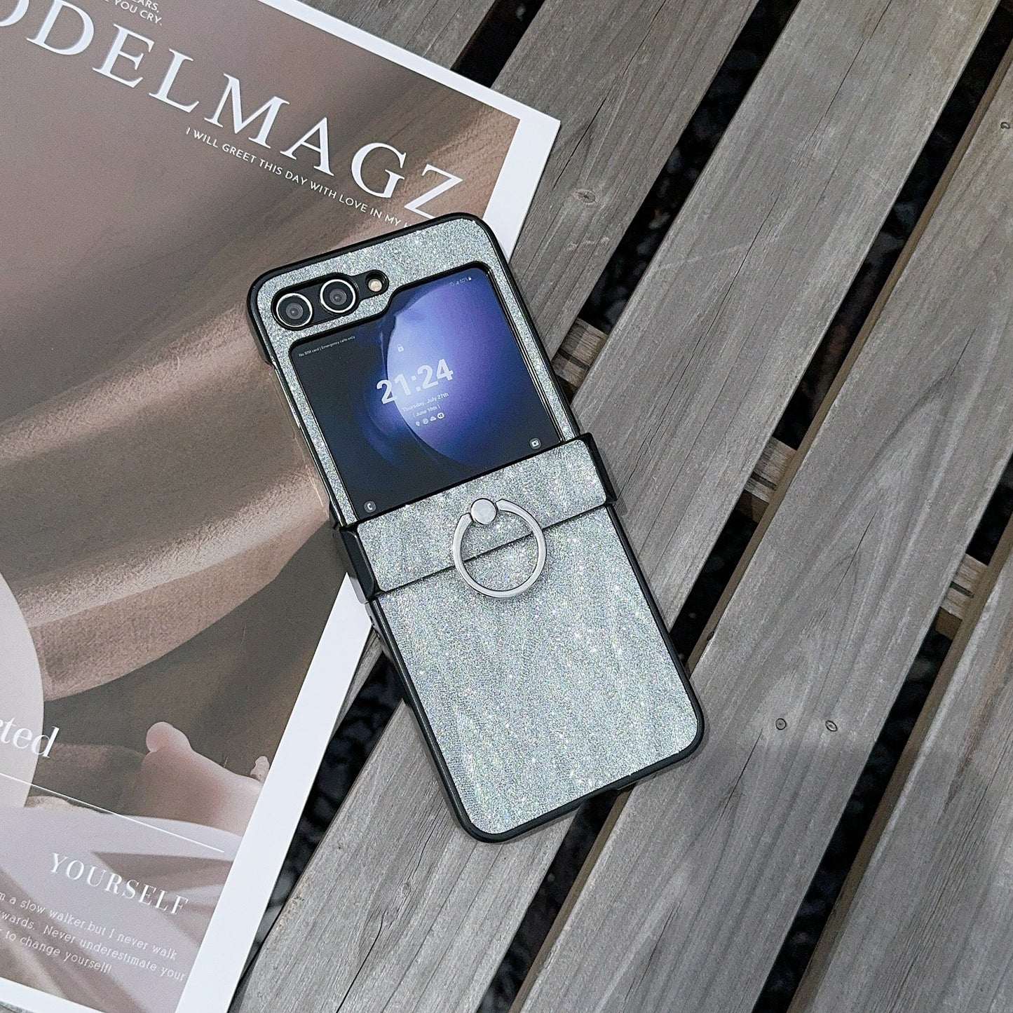 For Samsung Galaxy Z Flip6 5G Feather Pattern PU Leather Coated PC Phone Cover with Ring Kickstand - Silver