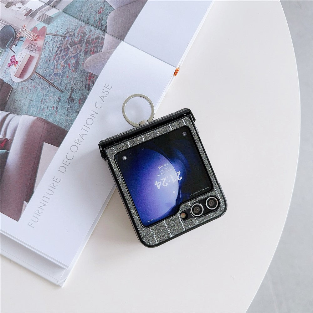 For Samsung Galaxy Z Flip7 FE 5G / Z Flip6 5G Wavy Stripes PU Leather Coated PC Phone Cover with Ring Kickstand - Grey
