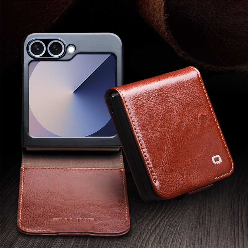 QIALINO For Samsung Galaxy Z Flip7 FE 5G / Z Flip6 5G Case TPU+Genuine Cow Leather Folio Flip Phone Cover - Brown