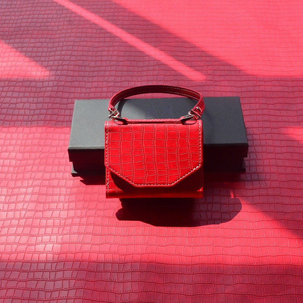 For Samsung Galaxy Z Flip7 FE 5G / Z Flip6 5G Case Handbag Style Kickstand Card Slot Leather+PC Cover - Red