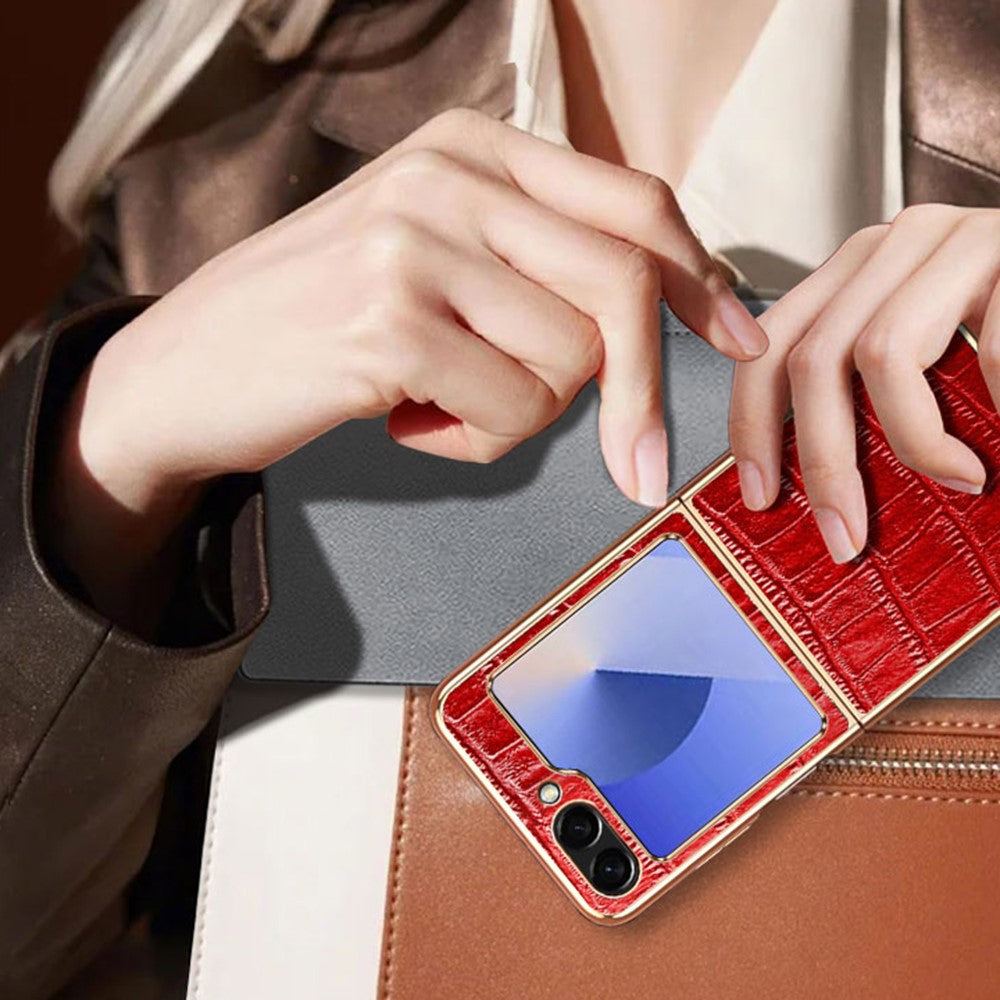 For Samsung Galaxy Z Flip7 FE 5G / Z Flip6 5G Case Crocodile Texture Genuine Cow Leather+PC Phone Cover - Coffee