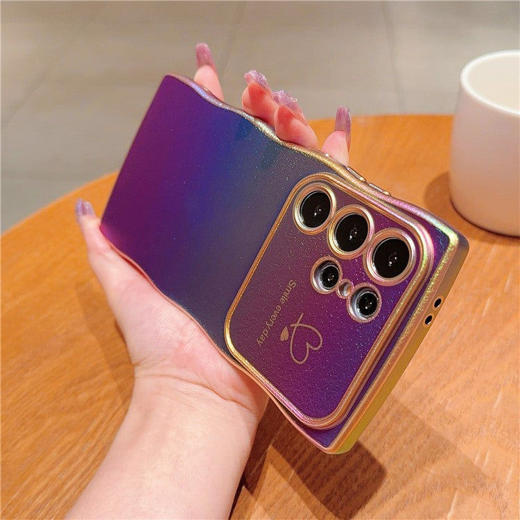 For Samsung Galaxy S24 Ultra Case Curly Shape Love Heart TPU Phone Cover Iridescent Gradient - Colorful
