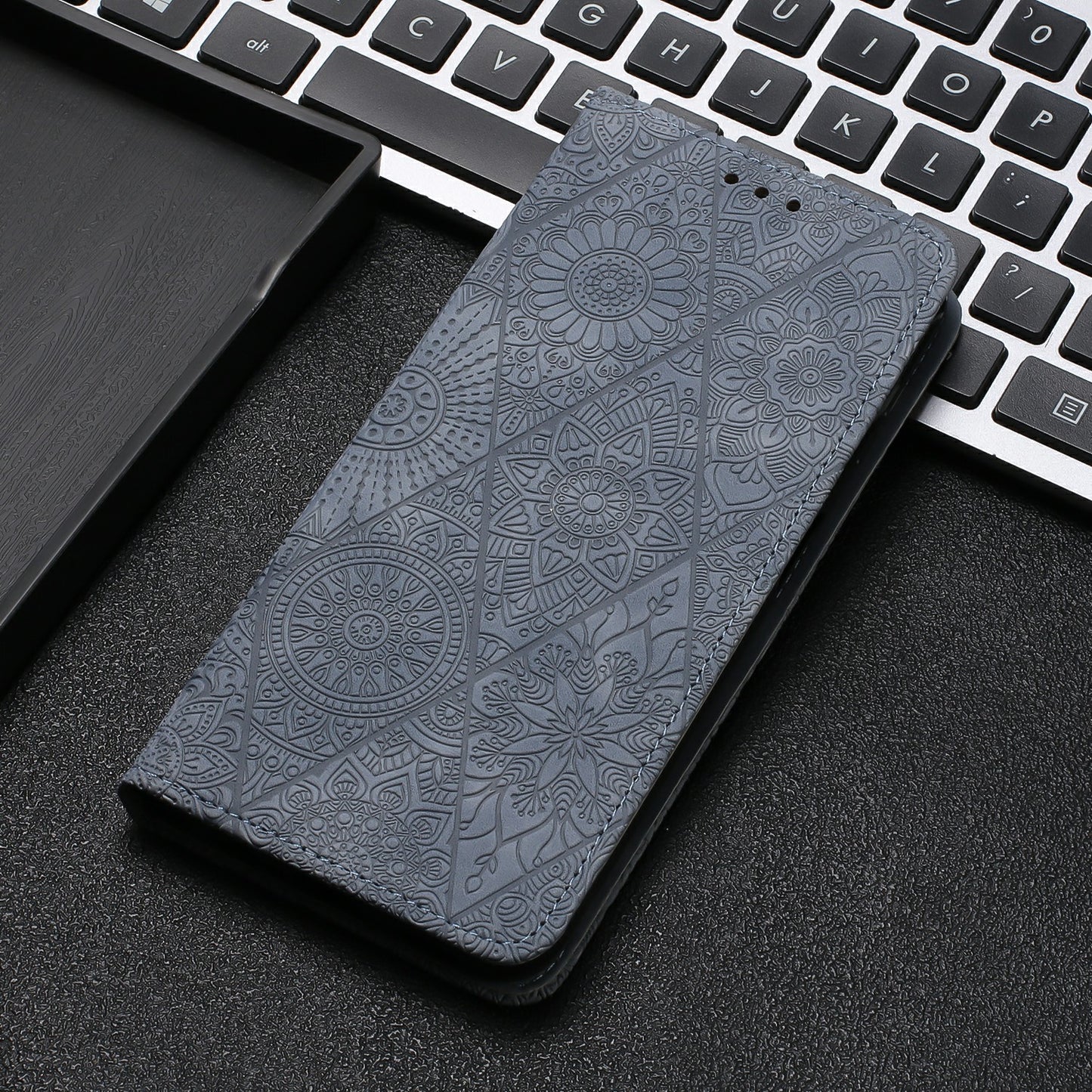 For Samsung Galaxy A06 Case Imprinted Flower Wallet Stand Leather Phone Cover - Grey