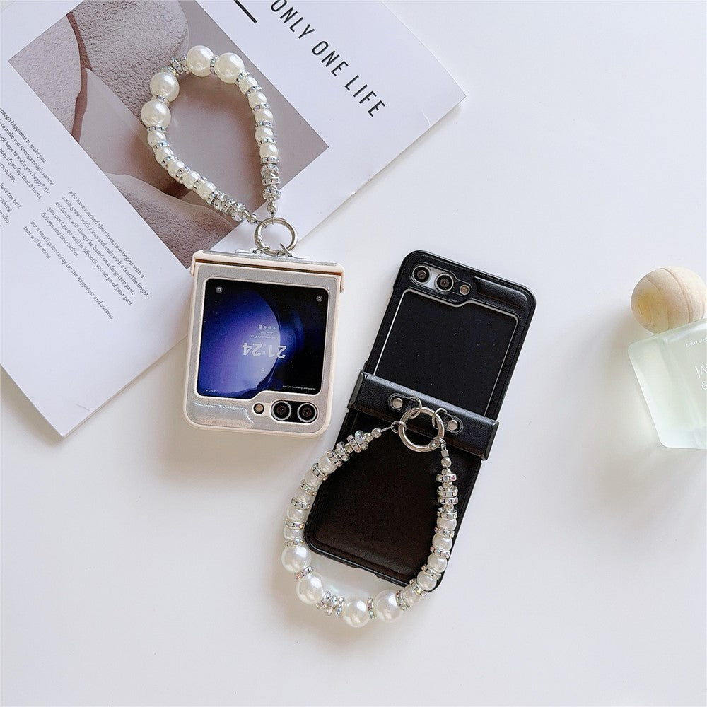 For Samsung Galaxy Z Flip7 FE 5G / Z Flip6 5G Case Crazy Horse Leather+PC Phone Cover with Wrist Pearl Strap - Black