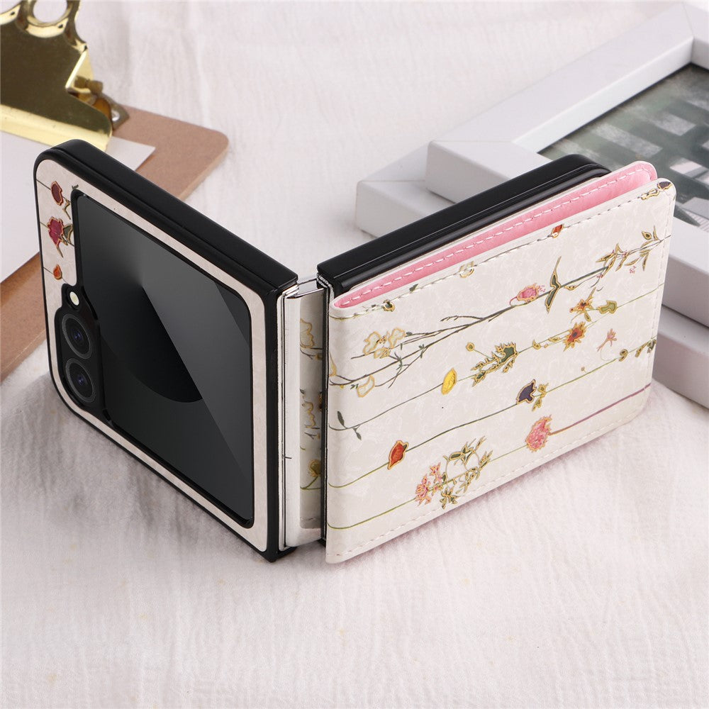 For Samsung Galaxy Z Flip7 FE 5G / Z Flip6 5G / Flip5 5G Case Flower Pattern PU+TPU Phone Cover Card Slots - Dried Flower