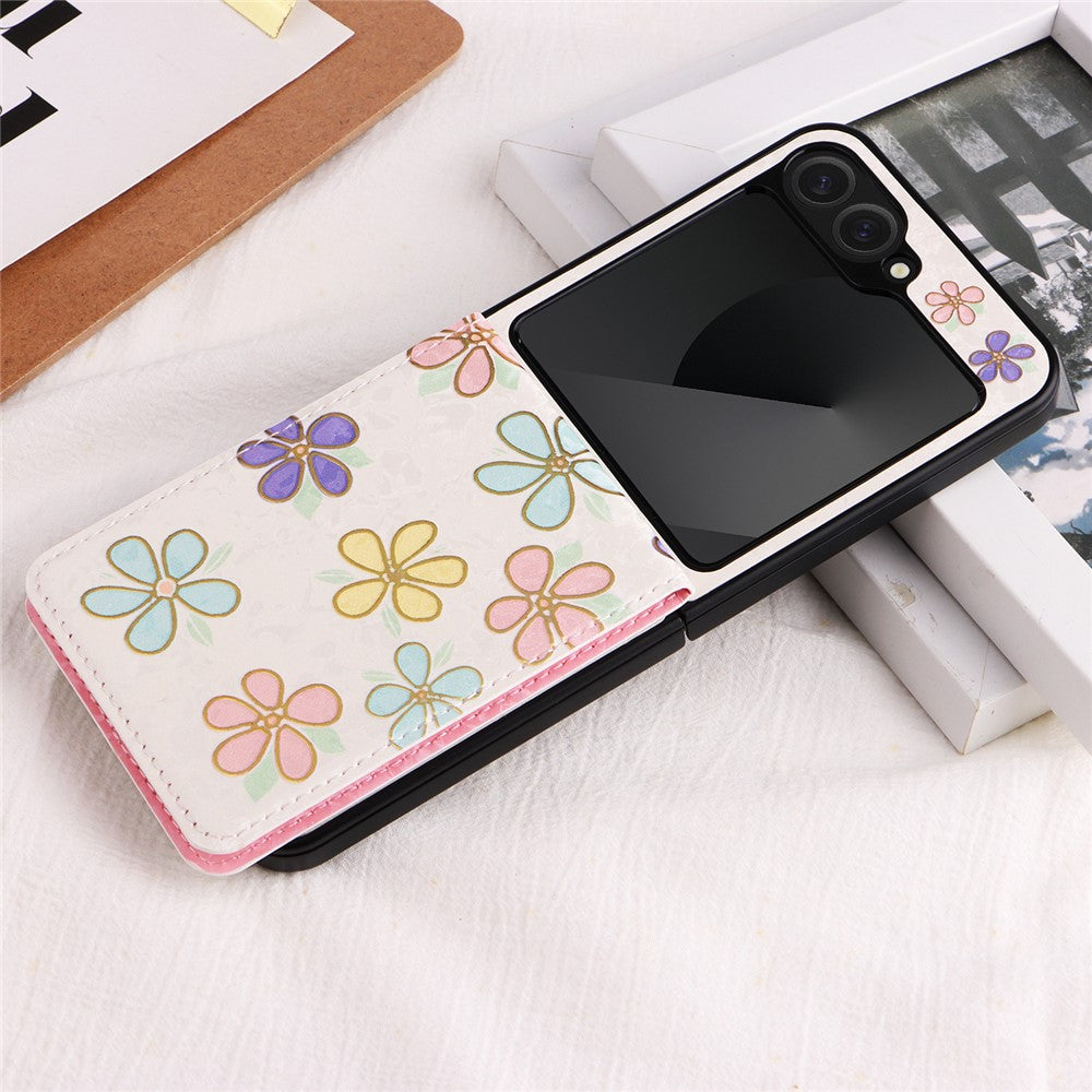 For Samsung Galaxy Z Flip7 FE 5G / Z Flip6 5G / Flip5 5G Case Flower Pattern PU+TPU Phone Cover Card Slots - Flowers