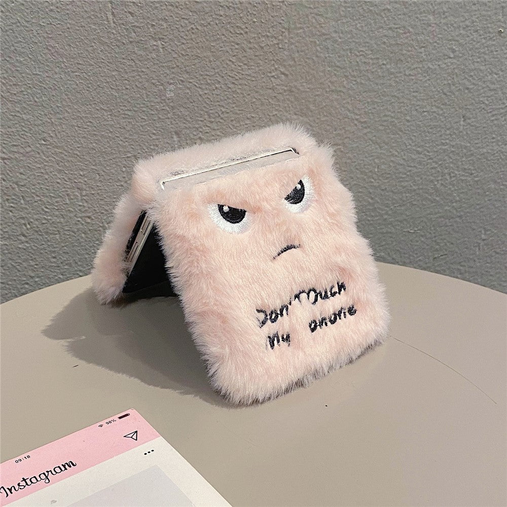 KJS-020 For Samsung Galaxy Z Flip7 FE 5G / Z Flip6 5G Case Humorous Face Soft Plush Hard PC Phone Cover - Pink