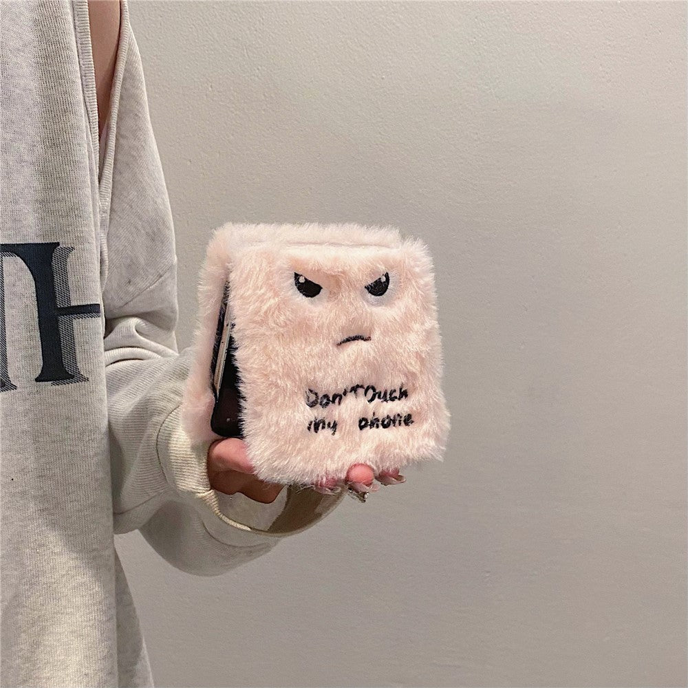 KJS-020 For Samsung Galaxy Z Flip7 FE 5G / Z Flip6 5G Case Humorous Face Soft Plush Hard PC Phone Cover - Pink