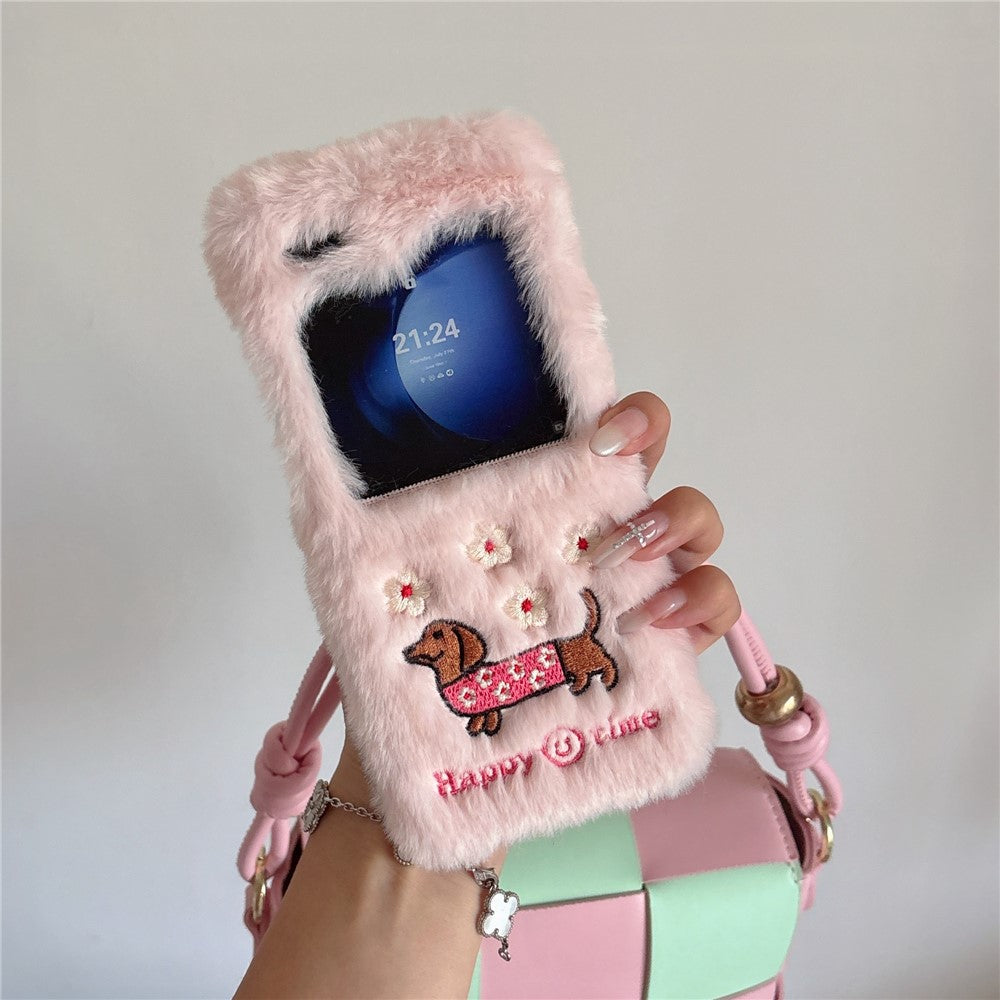 KJS-029 For Samsung Galaxy Z Flip7 FE 5G / Z Flip6 5G Case Embroidered Dachshund Hard PC Plush Furry Phone Cover - Pink