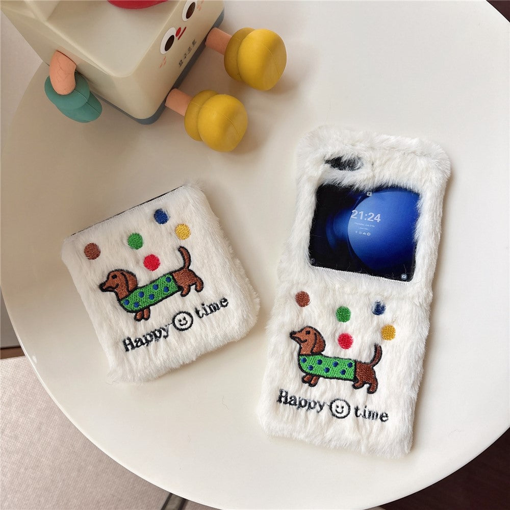 KJS-029 For Samsung Galaxy Z Flip7 FE 5G / Z Flip6 5G Case Embroidered Dachshund Hard PC Plush Furry Phone Cover - White