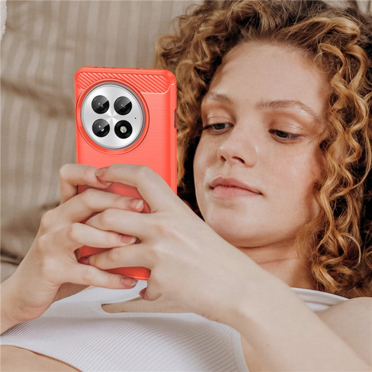 For OnePlus 13 Case Carbon Fiber Texture Brushed Anti Fingerprint Phone Back Cover - Red