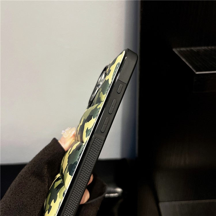 For iPhone 16 Case Camo Puffer Jacket Leather+TPU 3D Protective Cover - Green