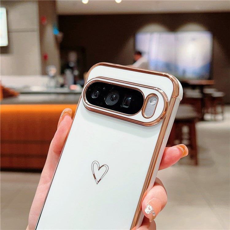 For Google Pixel 9 Pro XL Case Love Heart Pattern TPU Phone Cover Electroplating Edge - Pink