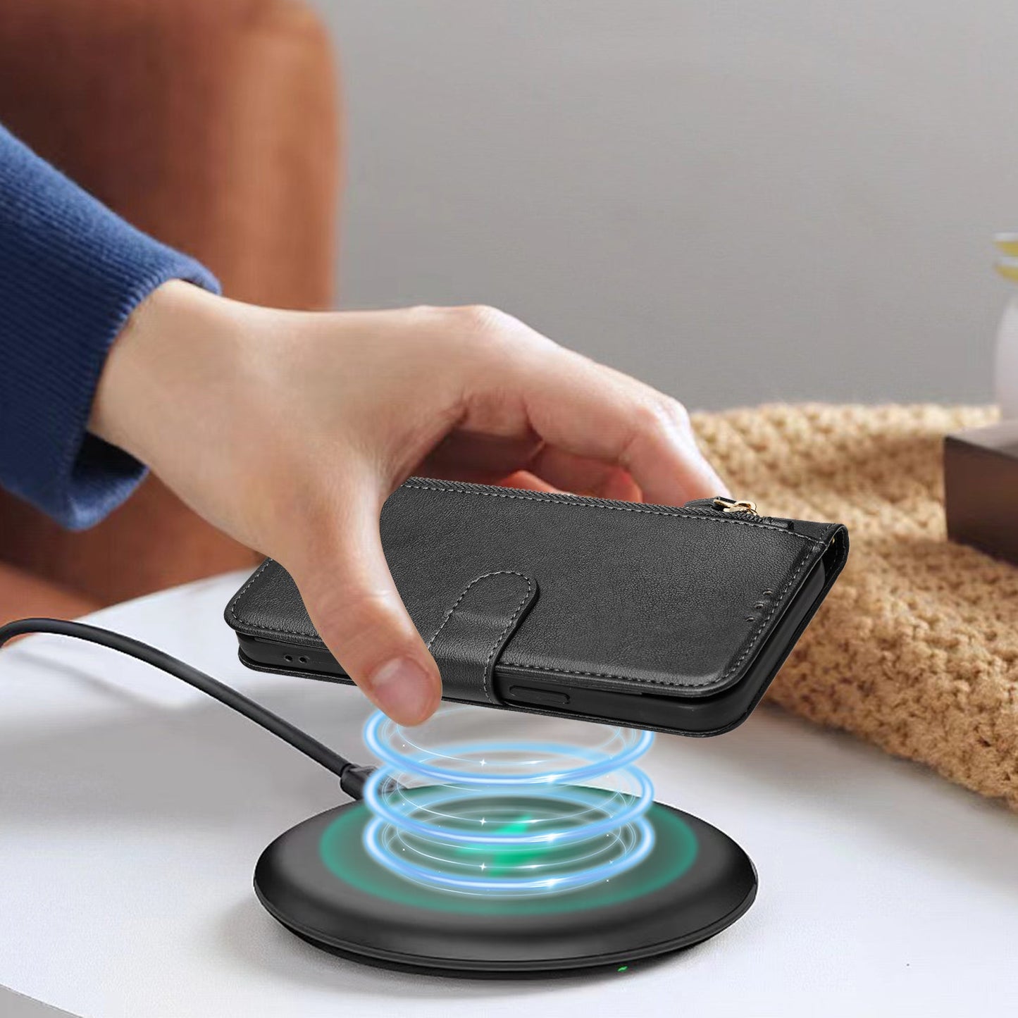 For Motorola Moto G Play (2025) 4G Case Zipper Pocket Multiple Card Slots Leather Phone Cover - Black