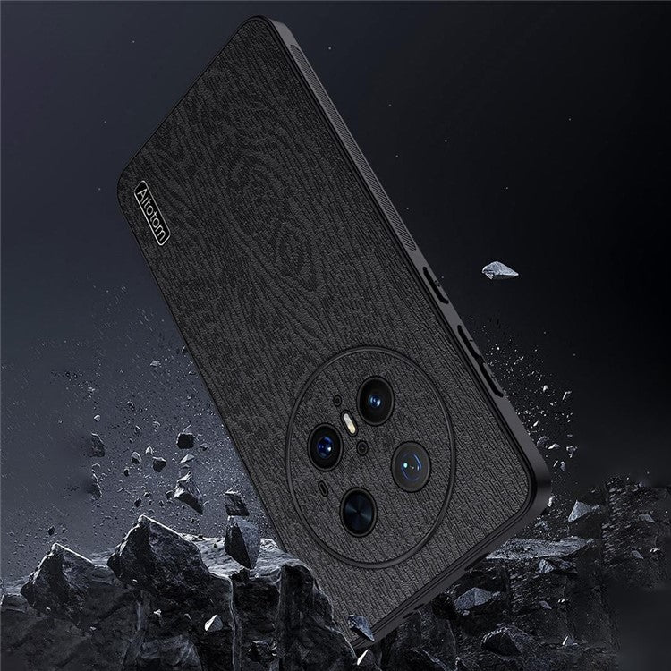 For Huawei Mate 70 Pro+ / Mate 70 Pro Case Wood Texture PU Leather Coated PC TPU Phone Cover - Brown