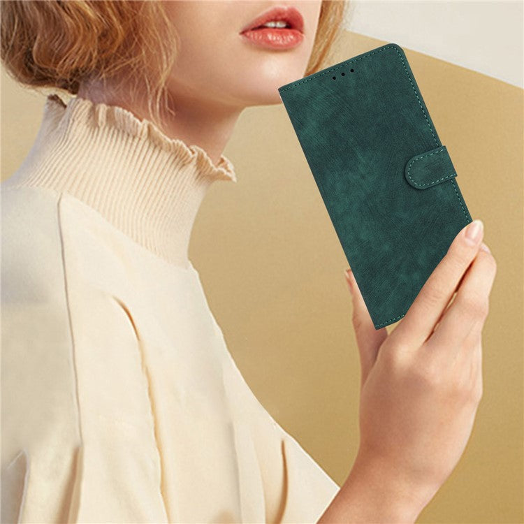 For Motorola Moto G75 5G Case with Card Clots Skin-Touch PU Leather Phone Cover Stand - Green