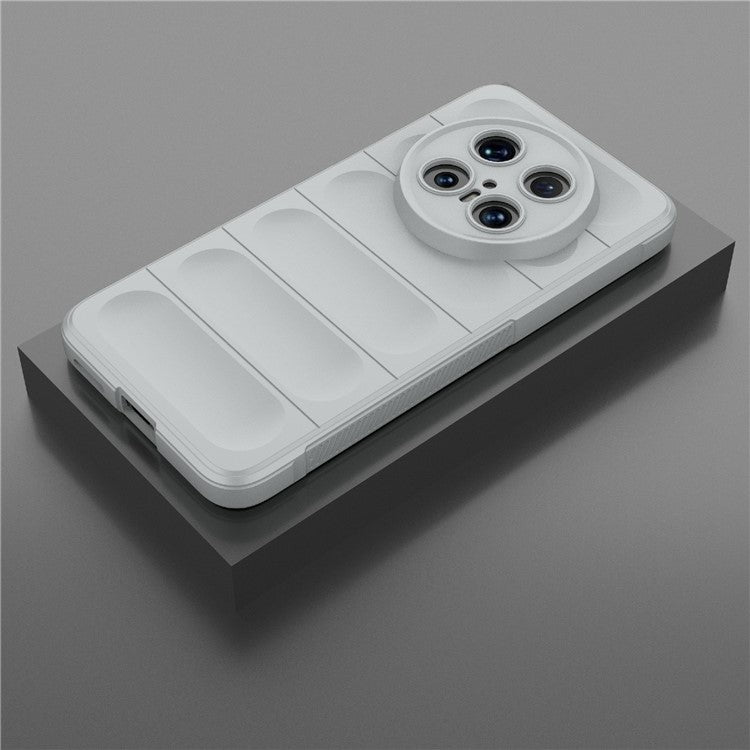 For Huawei Mate 70 Pro+ / Mate 70 Pro Case Anti-Drop Soft TPU Rugged Phone Back Cover - Light Grey