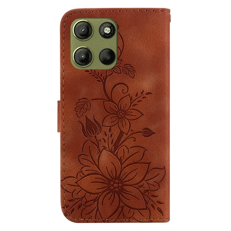 For Motorola Moto G15 4G Case Lily Flower Imprint Leather Phone Cover with Stand - Brown