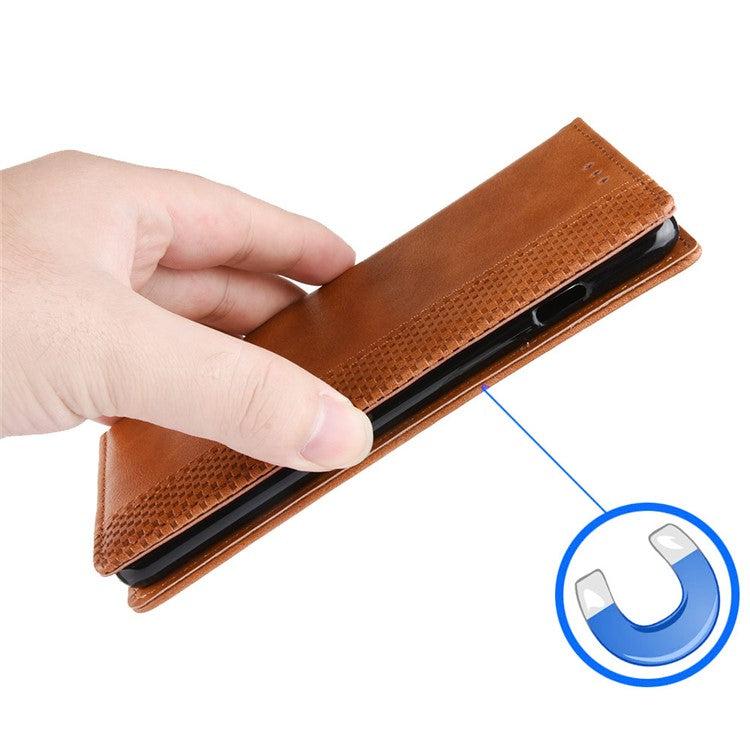 Cell Phone Cover For Google Pixel 7 5G, Wallet Case Magnetic Auto Closing PU Leather Retro Imprint Pattern Anti-Srcratch Phone Shell with Stand - Brown
