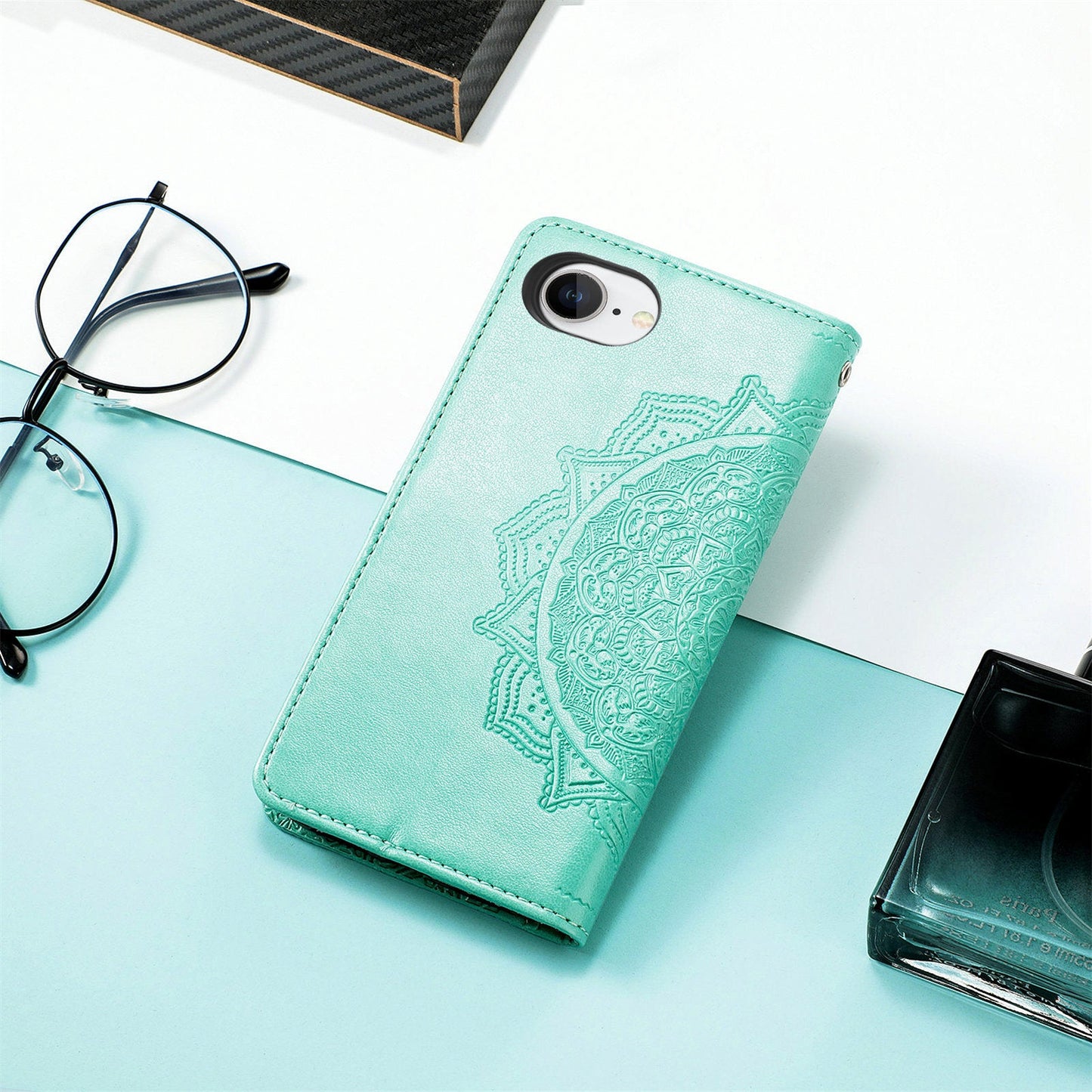 For iPhone 16e Wallet Case Mandala Flower Leather Phone Cover Stand - Green