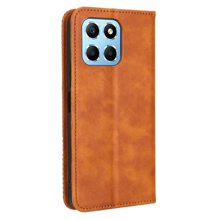 Drop-proof Cell Phone Cover For Honor 70 Lite 5G / X6 4G / Honor Play6C / X8 5G Magnetic Auto Closing Folio Flip Leather Wallet Case Retro Imprint Pattern Phone Shell with Stand - Brown