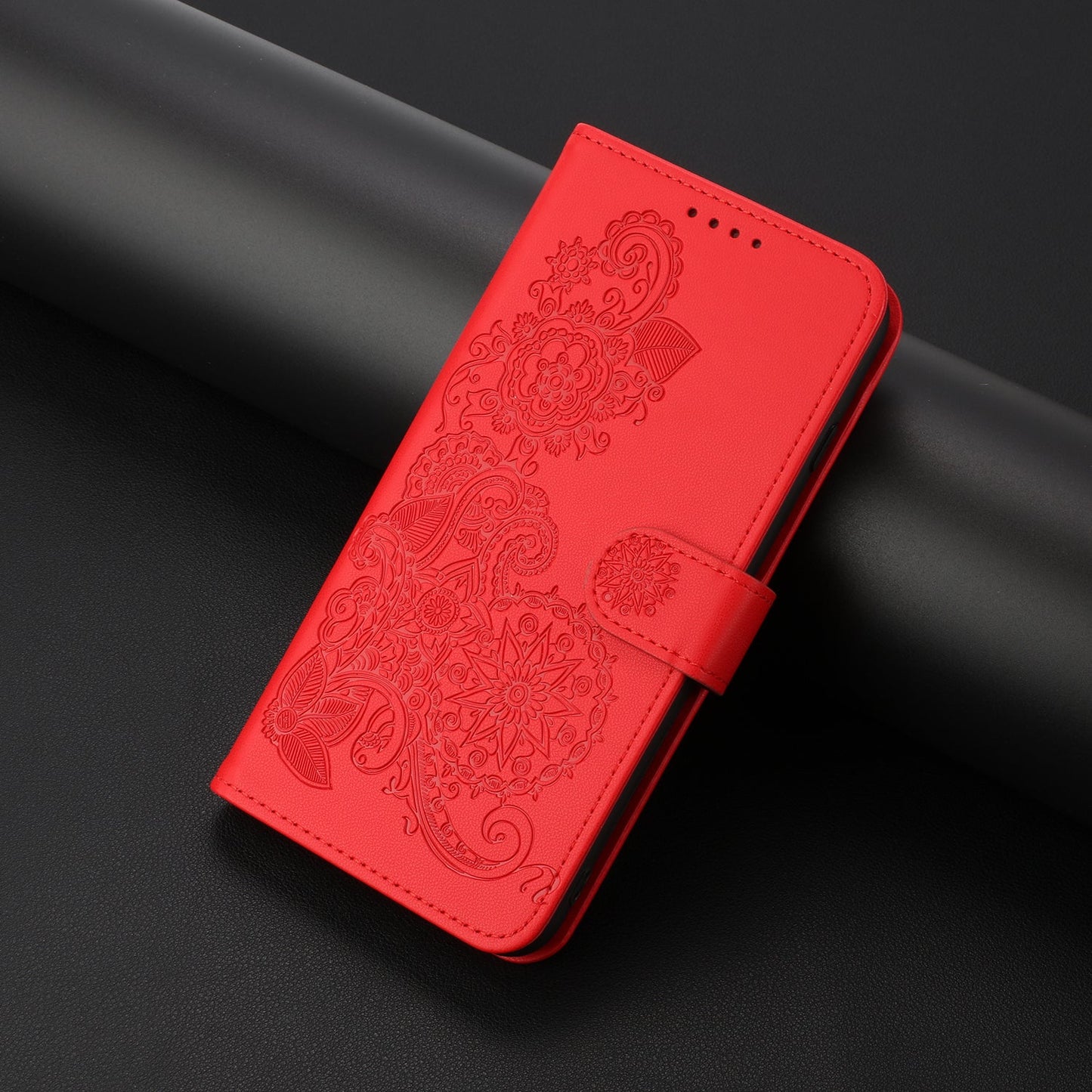 For Samsung Galaxy M06 5G / Galaxy F06 5G Phone Cases Mandala Flower Leather Wallet Mobile Cover with Strap - Red