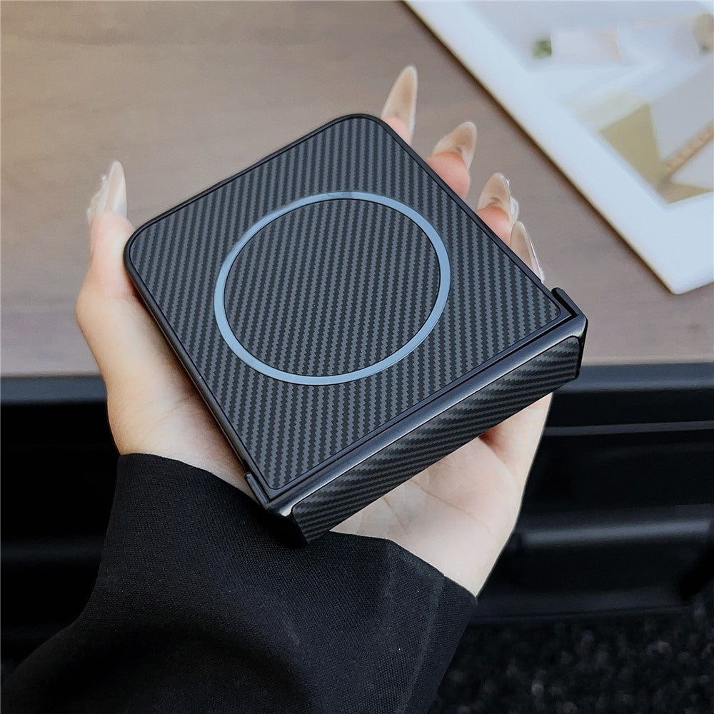 For Samsung Galaxy Z Flip7 5G Cover Compatible with MagSafe Carbon Fiber Texture Folding Phone Case - Black