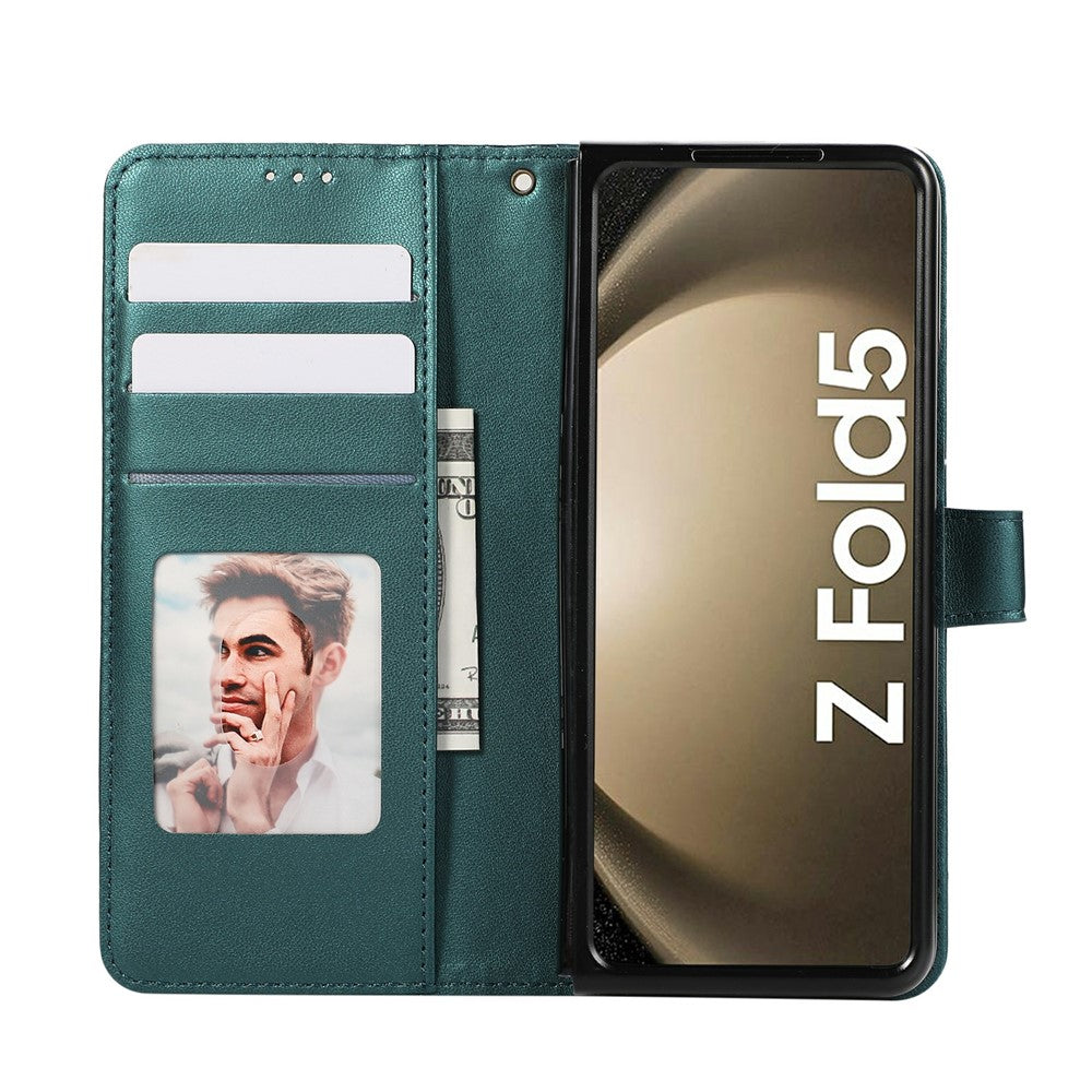 For Samsung Galaxy Z Fold7 5G Case Splicing Imprinted Rhombus Leather Phone Cover with Wrist Strap - Green
