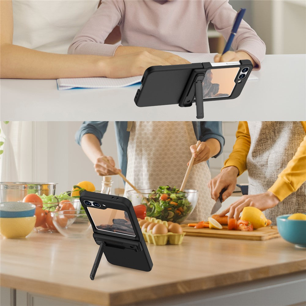 GW18 For Samsung Galaxy Z Flip7 FE 5G  /  Flip6 5G Case Rubberized Hard PC Kickstand Phone Cover - Black