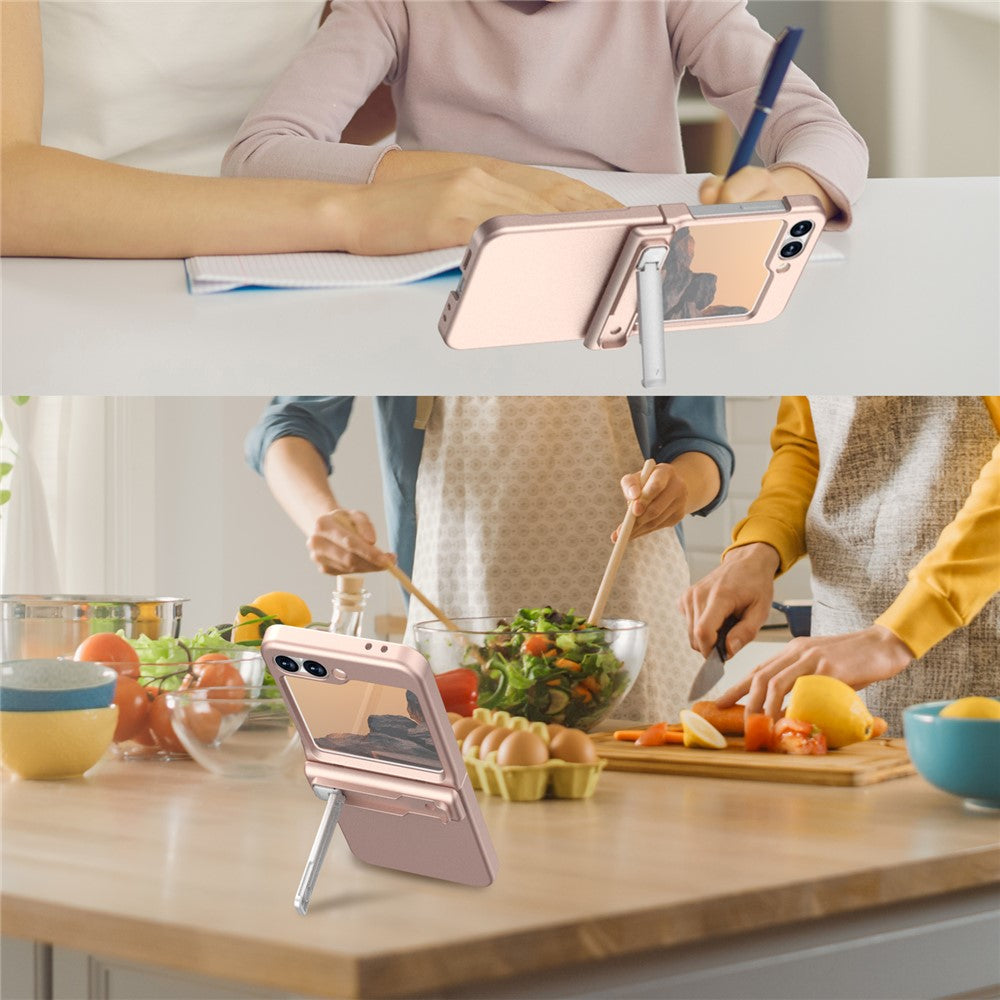 GW18 For Samsung Galaxy Z Flip7 FE 5G  /  Flip6 5G Case Rubberized Hard PC Kickstand Phone Cover - Rose Gold