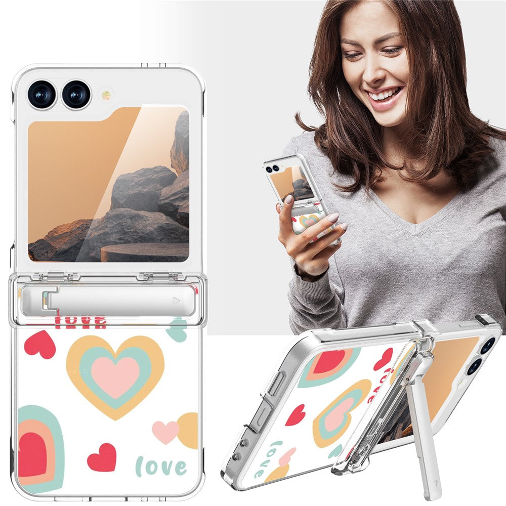 GW181 For Samsung Galaxy Z Flip7 FE 5G  /  Flip6 5G Case with Pattern Design Kickstand Hard PC Phone Cover - Large Hearts