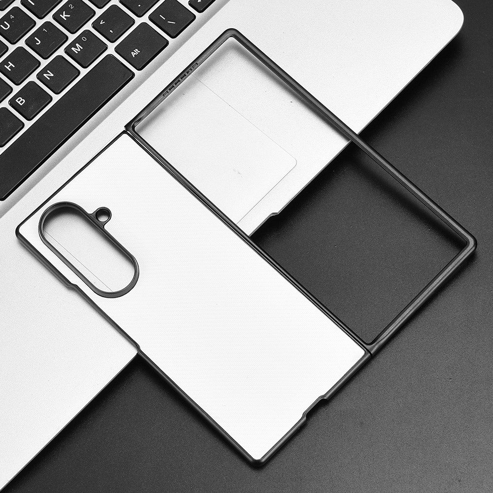 For Samsung Galaxy Z Fold7 5G Case Carbon Fiber Texture Shockproof PU + PC Phone Cover - White