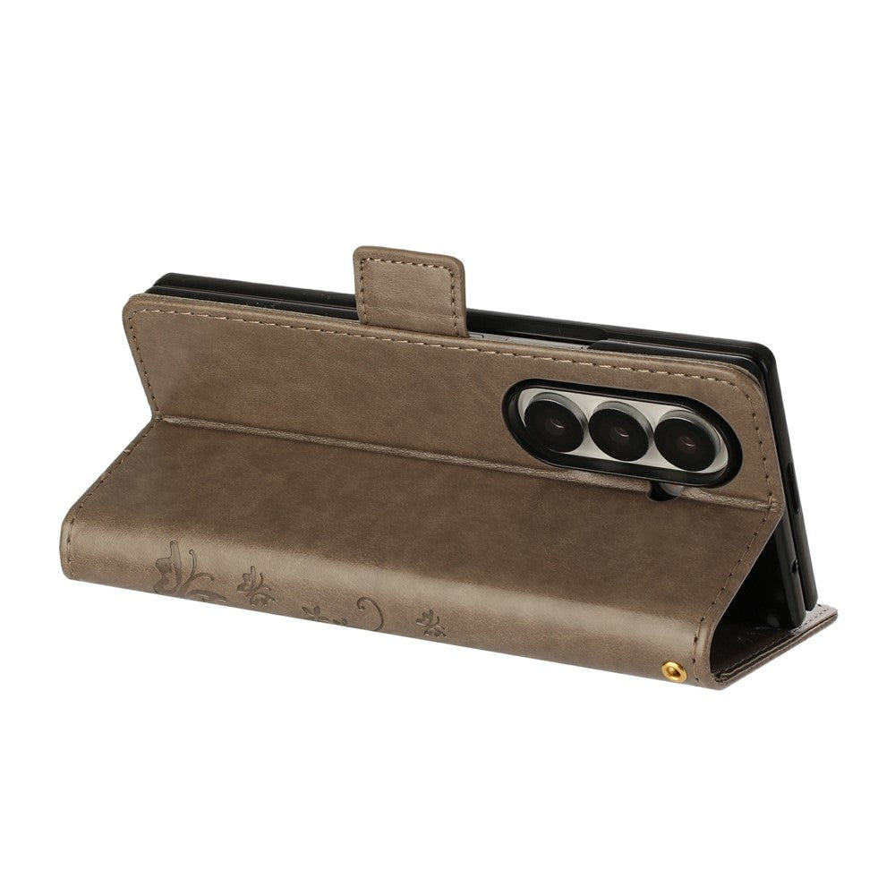 For Samsung Galaxy Z Fold7 5G Leather Wallet Case Butterfly Flower Imprint Phone Cover with Strap - Grey