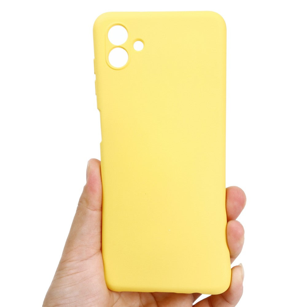 Cell Phone Case for Samsung Galaxy M13 5G, Liquid Silicone+Soft Microfiber Lining Anti-dust Phone Protective Cover - Yellow