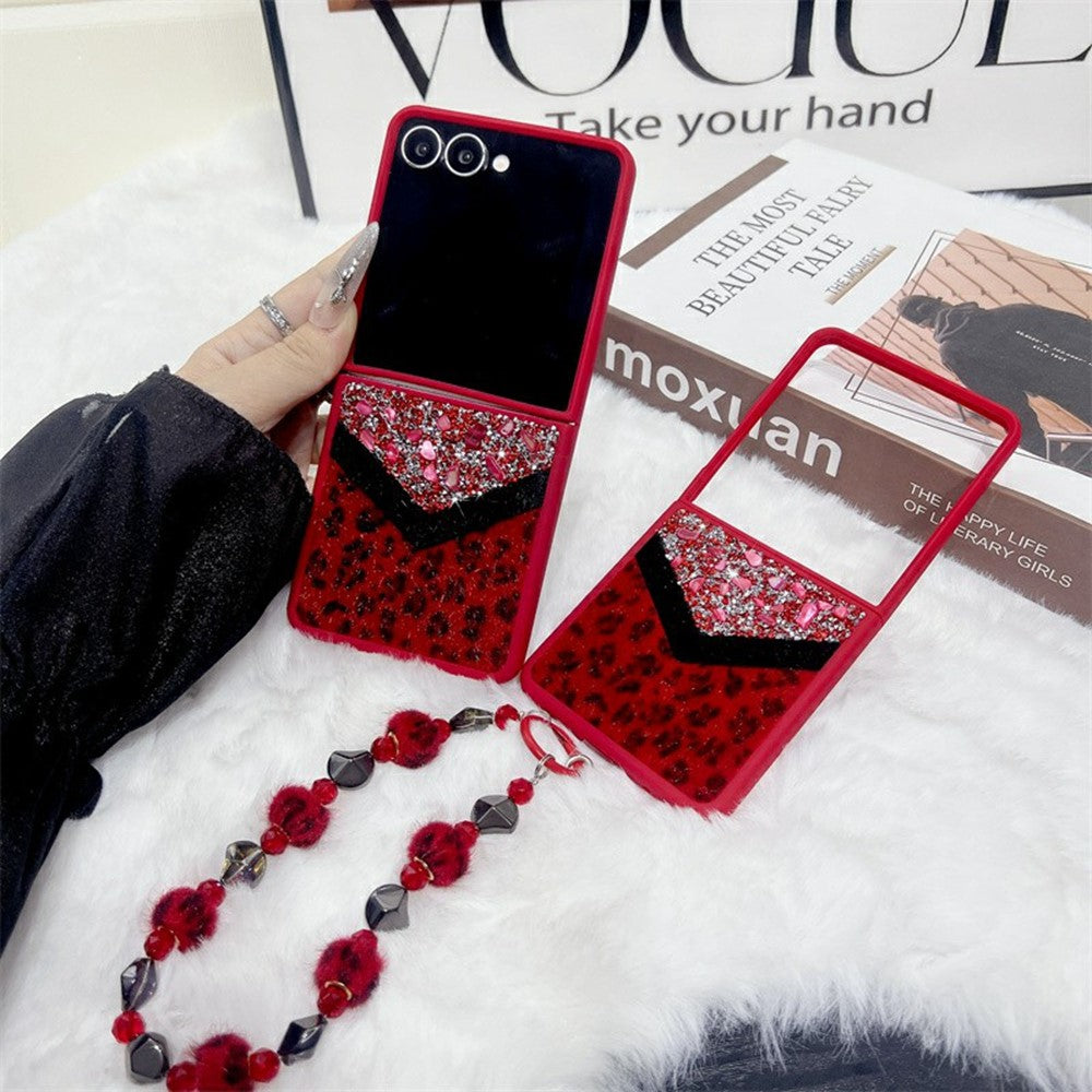 For Samsung Galaxy Z Flip7 5G Case Stone Decor Glitter Leopard Splicing Plush PC Phone Cover with Hand Chain - Red