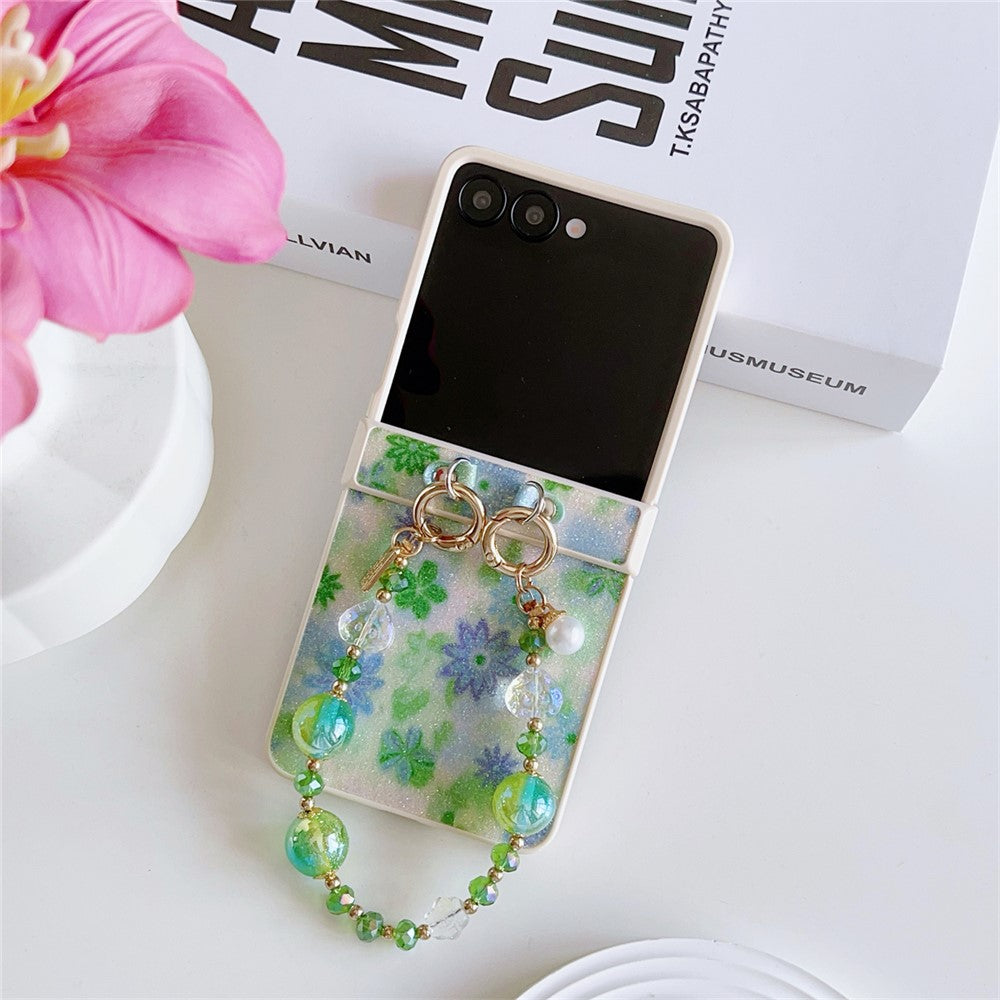 For Samsung Galaxy Z Flip7 5G Case Glitter Flower TPU + PC Phone Cover with Beaded Wrist Strap - Green