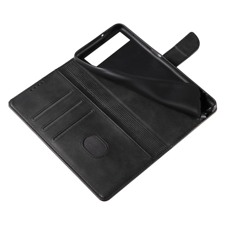 For Google Pixel 7 5G Square Clasp Phone Cover Scratch-resistant Flip Leather Phone Case with Stand Wallet - Black