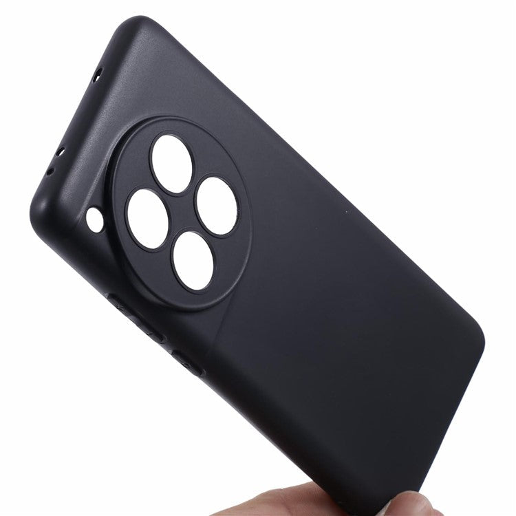 For OnePlus 12 5G Case Drop-resistant Glossy TPU Phone Back Shell with Precise Lens Cutouts - Black