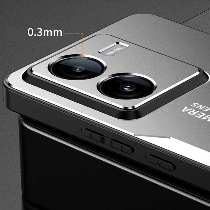 For vivo iQOO Z8x 5G Case Aluminum Alloy+PC+TPU Slim Matte Phone Cover - Red